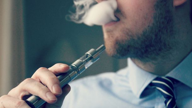 Welsh e cigarettes ban in public places scrapped but not for pubs