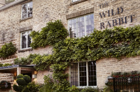 Lady Bamford's £1m pub is stripped of its Michelin star